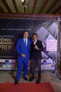 pib2025AGF_4620-200x300 Centenas de personalidades brilham na maior noite de premiações do Extremo Sul da Bahia